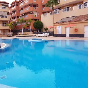 https://callao-beach-apartment.tenerifehoteles.net