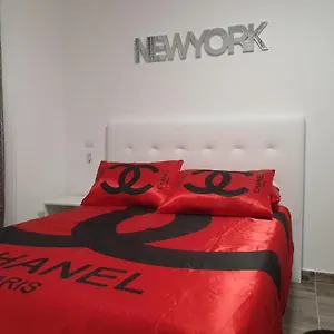 https://apartamentos-new-york.in-canary-islands.com